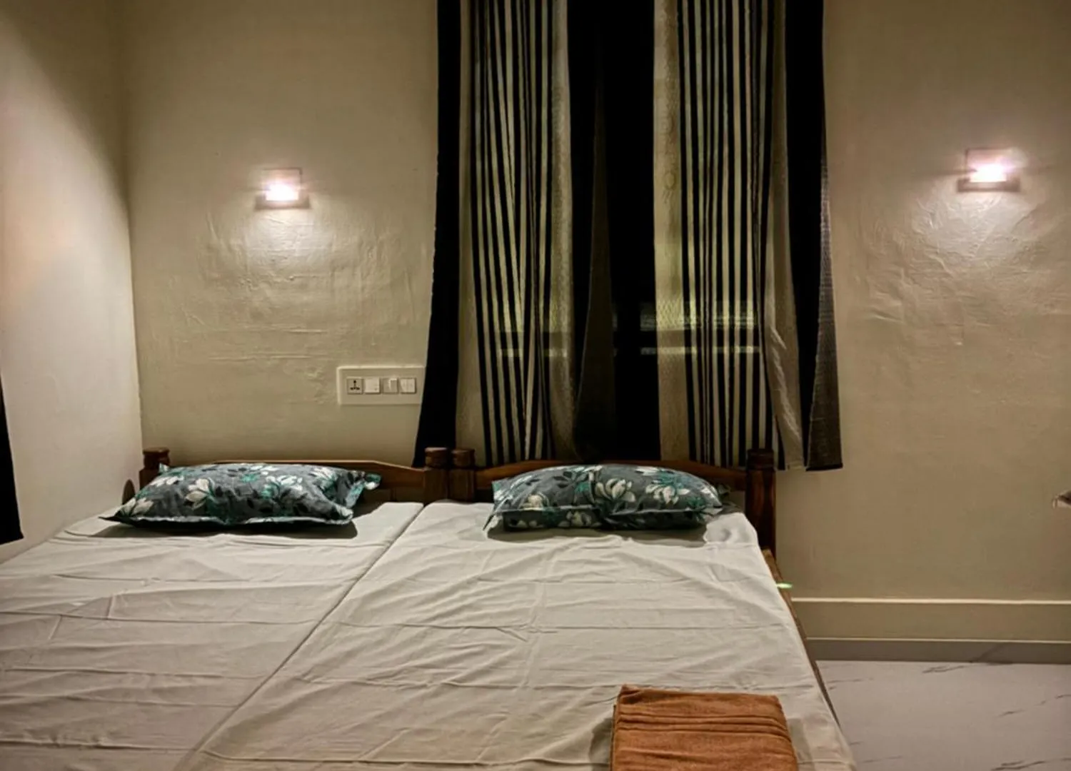 Golden Beach Home Stay Alappuzha