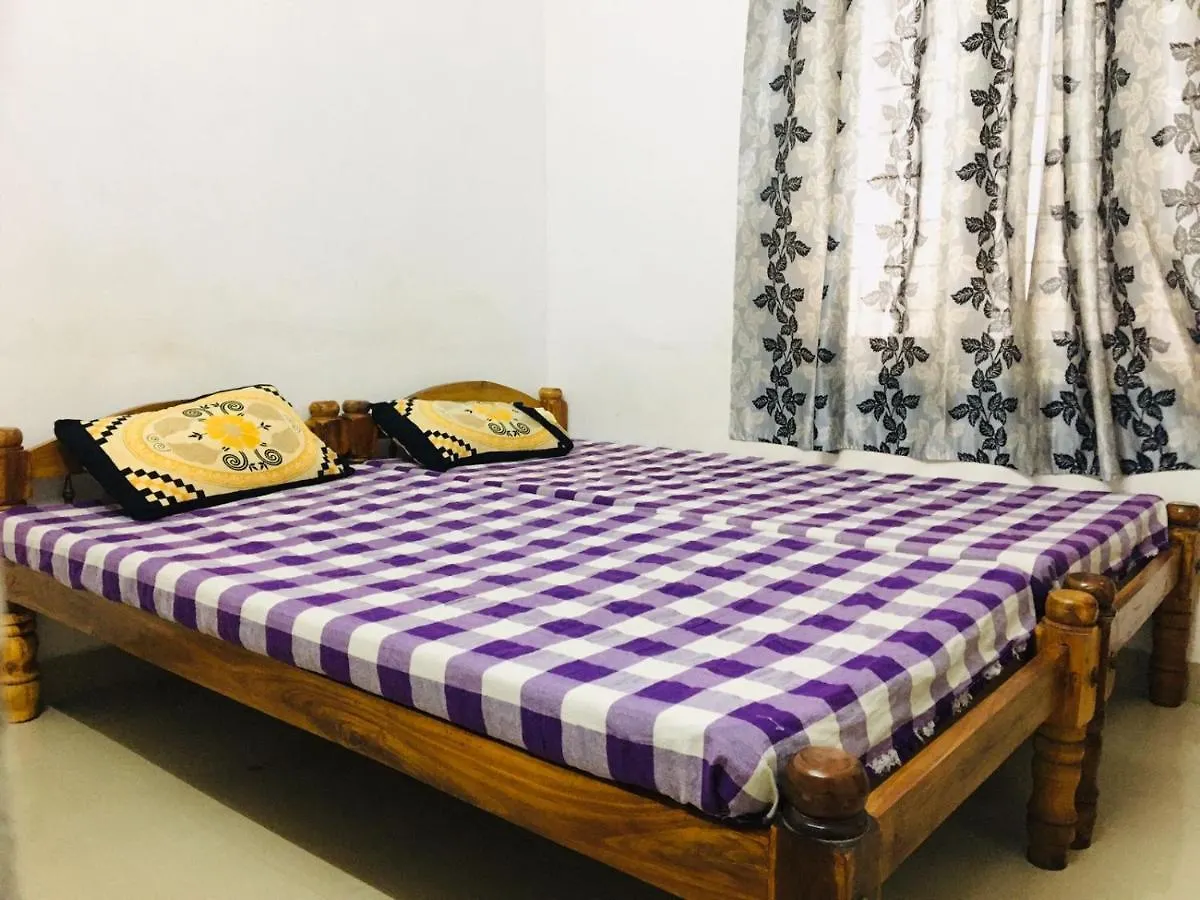 Golden Beach Home Stay Alappuzha 홈스테이